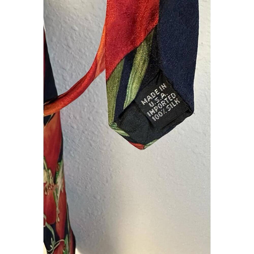 Tie Lot - VTG 1993 Baseball Looney Tunes & Red Eye Tree Frog Silk Tie - Picture 7 of 7